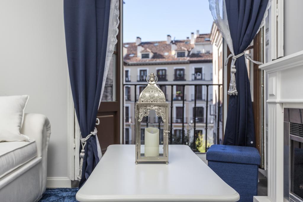 Puerta Del Sol Center Apartment Madrid Exterior photo