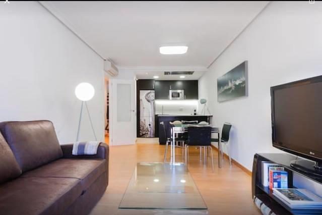 Puerta Del Sol Center Apartment Madrid Exterior photo